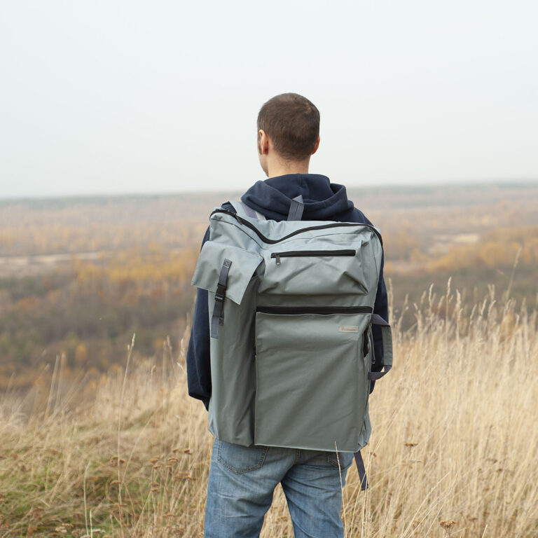 Plein air backpack. Large artlifehack